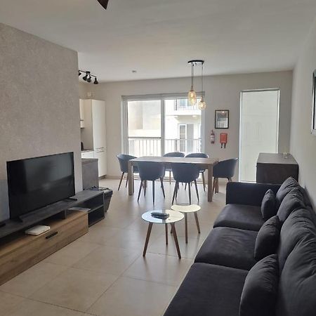 Gzira, 2 Bedroom Apartment Exterior photo